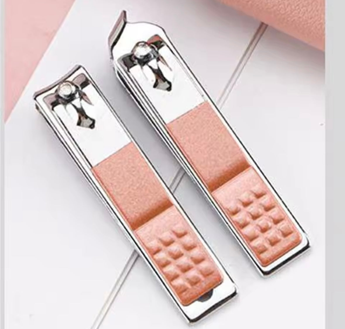 Pink Manicure Kit - 7 Piece Nail Care Kit